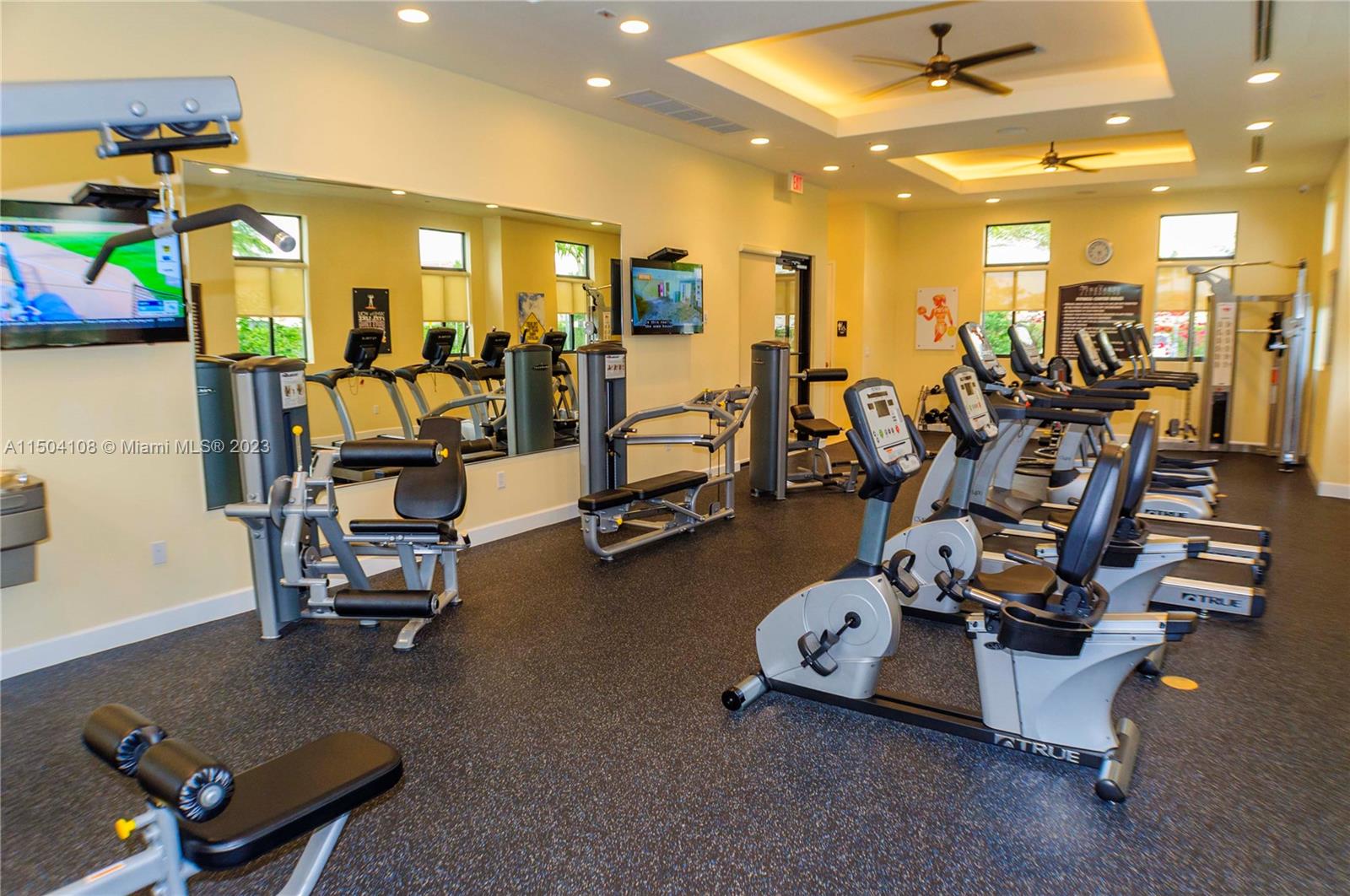 144 NE 37th Ter 144, Homestead, Florida 33033, 3 Bedrooms Bedrooms, ,2 BathroomsBathrooms,Residentiallease,For Rent,144 NE 37th Ter 144,A11504108