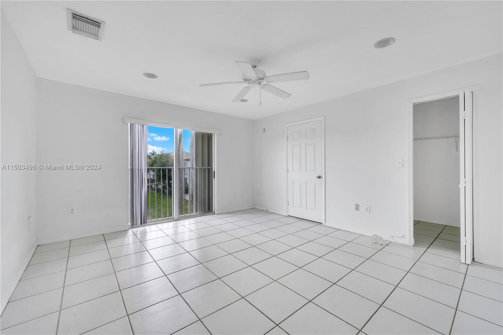 5755 109th Ave, Doral, FL, 33178 United States, 3 Bedrooms Bedrooms, ,2 BathroomsBathrooms,Residential,For Sale,109th Ave,A11503498