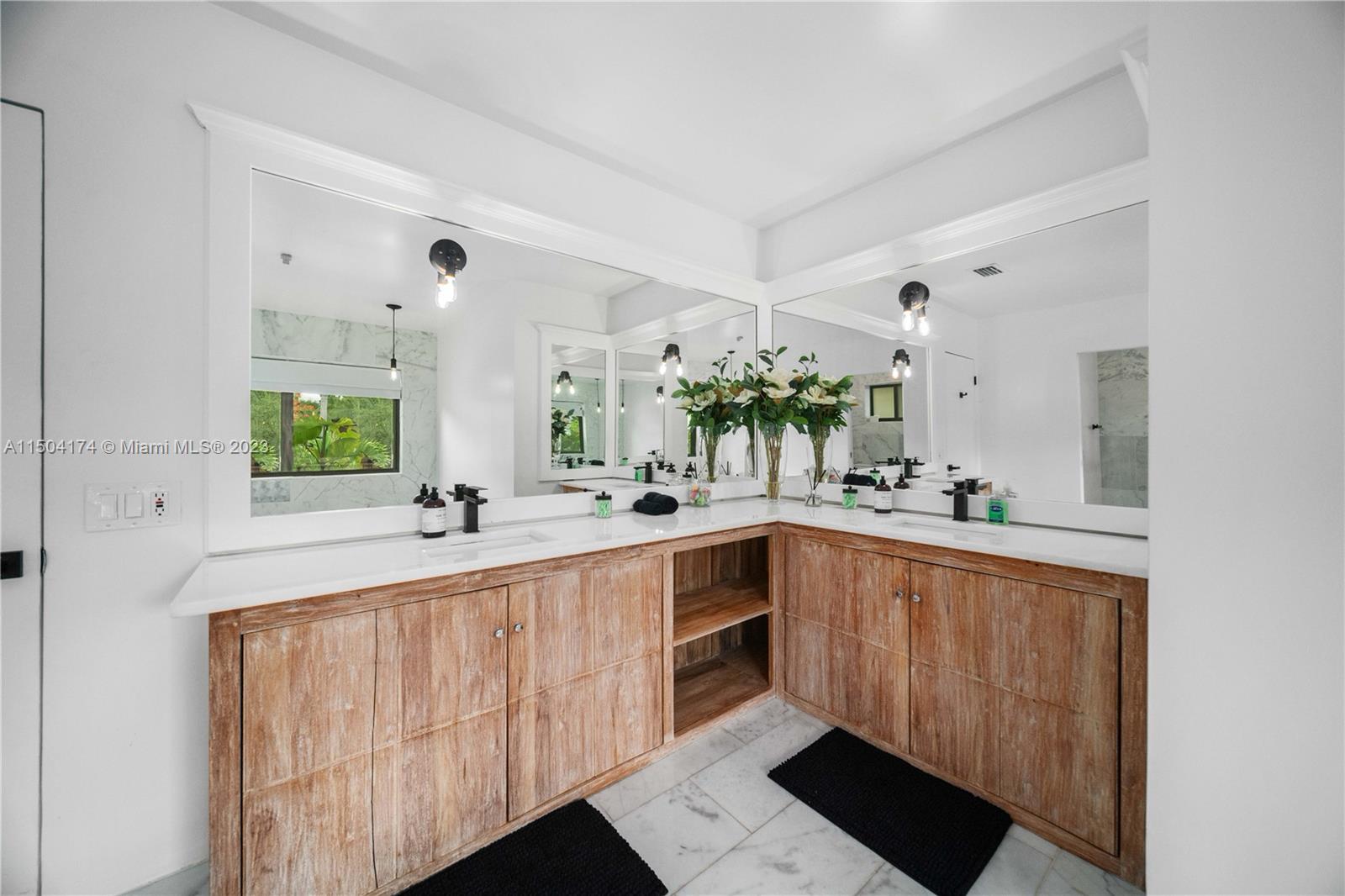 1061 NW North River Dr, Miami, Florida 33136, 9 Bedrooms Bedrooms, ,6 BathroomsBathrooms,Residentiallease,For Rent,1061 NW North River Dr,A11504174