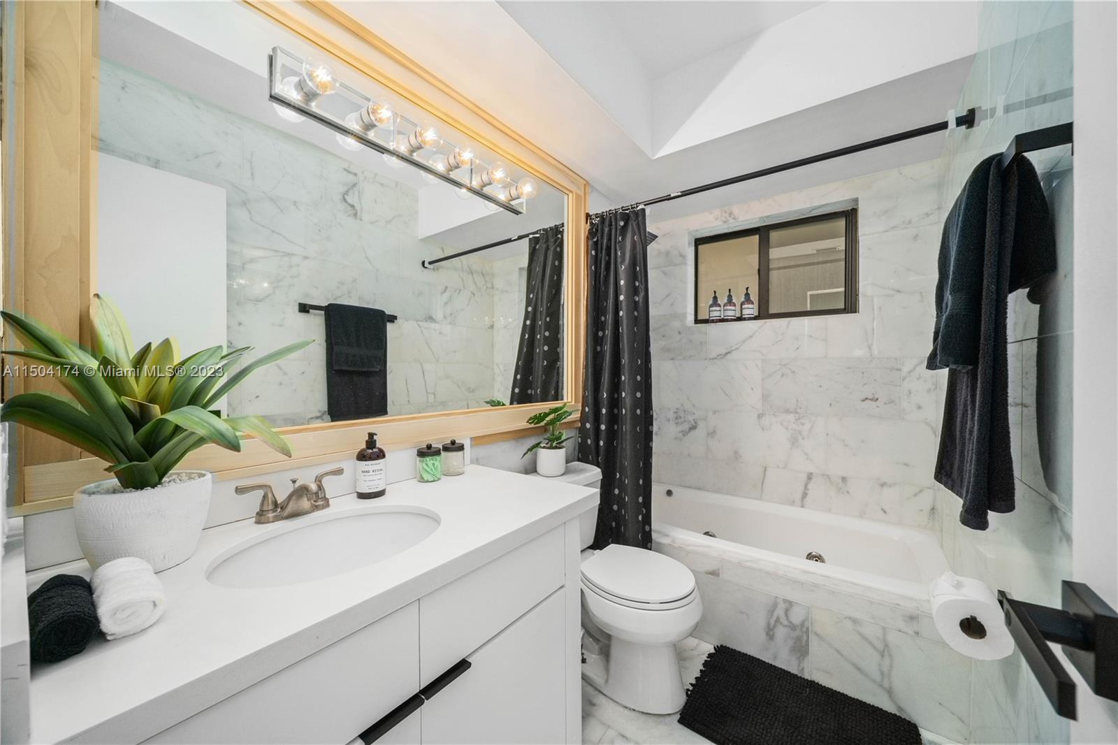 1061 NW North River Dr, Miami, Florida 33136, 9 Bedrooms Bedrooms, ,6 BathroomsBathrooms,Residentiallease,For Rent,1061 NW North River Dr,A11504174