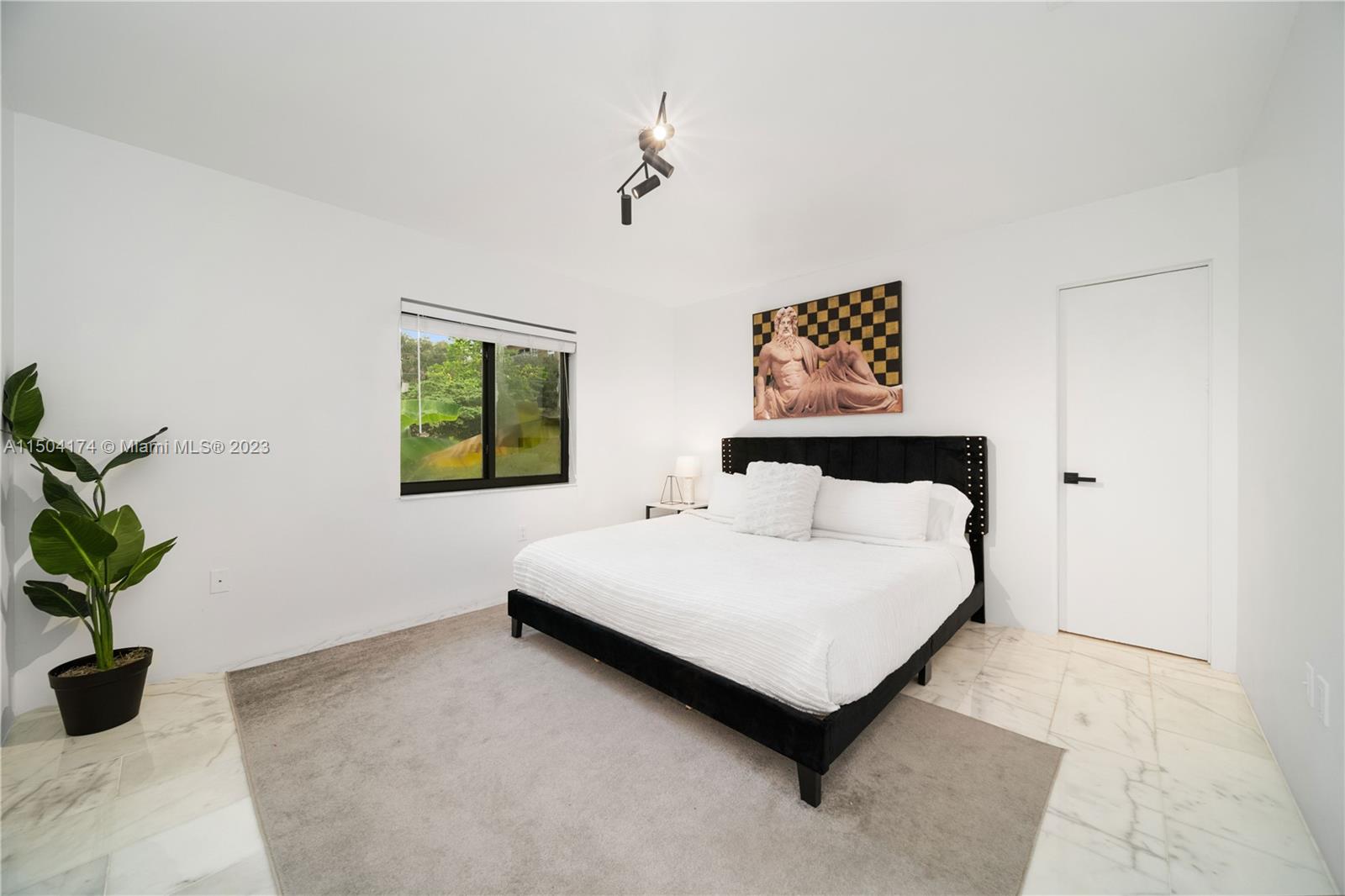 1061 NW North River Dr, Miami, Florida 33136, 9 Bedrooms Bedrooms, ,6 BathroomsBathrooms,Residentiallease,For Rent,1061 NW North River Dr,A11504174