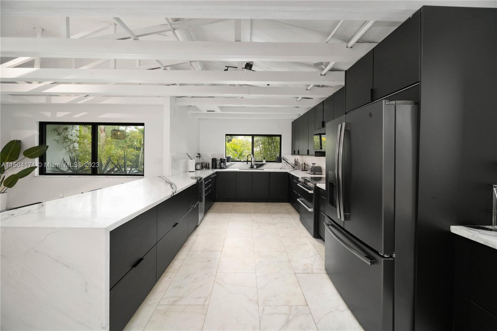 1061 NW North River Dr, Miami, Florida 33136, 9 Bedrooms Bedrooms, ,6 BathroomsBathrooms,Residentiallease,For Rent,1061 NW North River Dr,A11504174