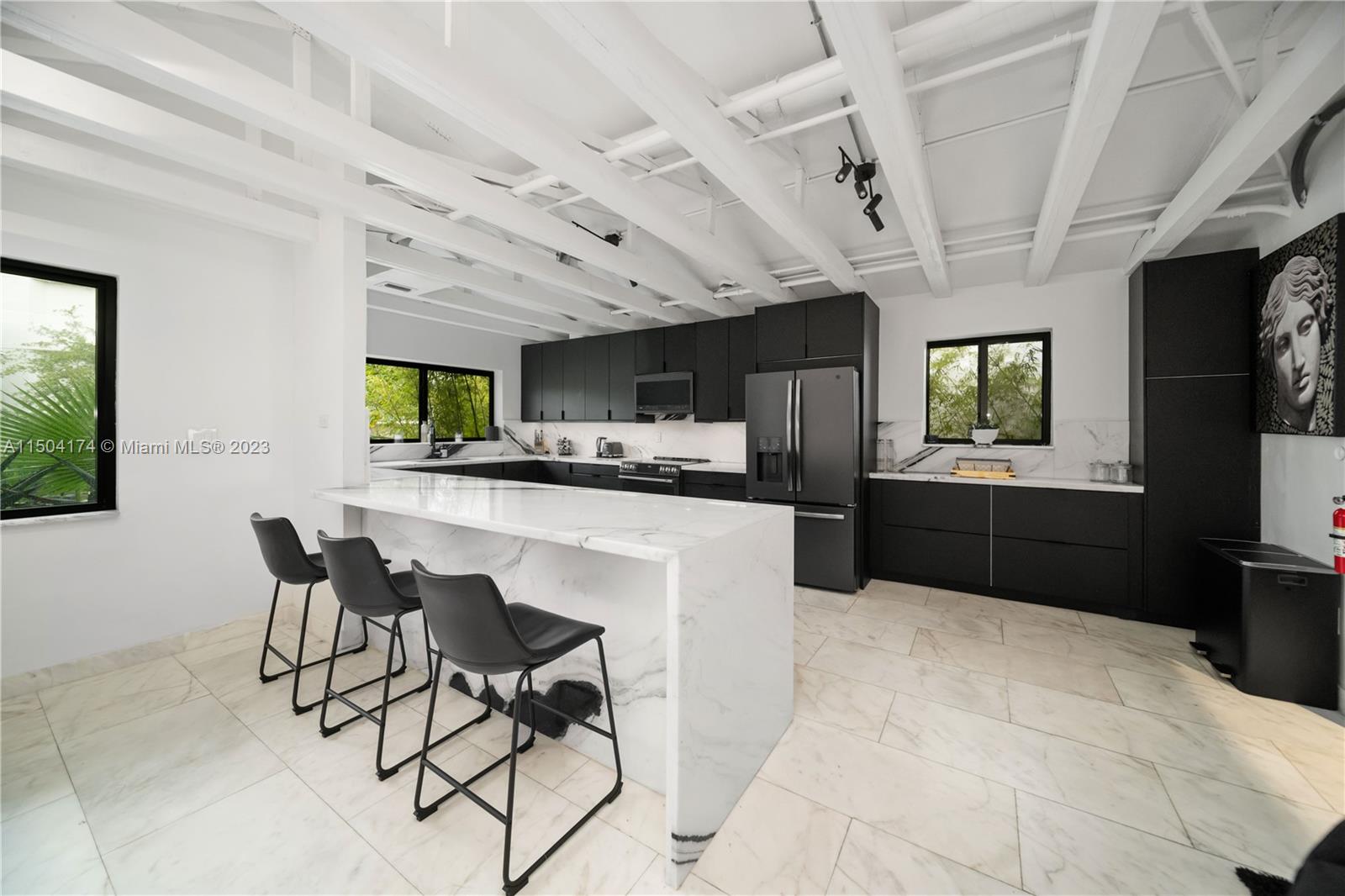 1061 NW North River Dr, Miami, Florida 33136, 9 Bedrooms Bedrooms, ,6 BathroomsBathrooms,Residentiallease,For Rent,1061 NW North River Dr,A11504174