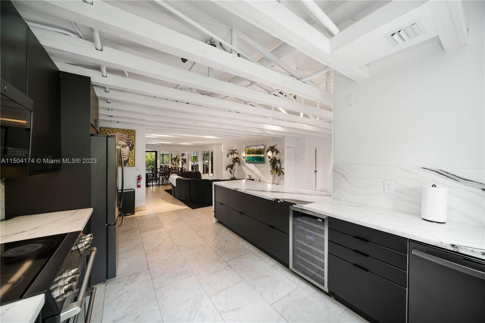 1061 NW North River Dr, Miami, Florida 33136, 9 Bedrooms Bedrooms, ,6 BathroomsBathrooms,Residentiallease,For Rent,1061 NW North River Dr,A11504174