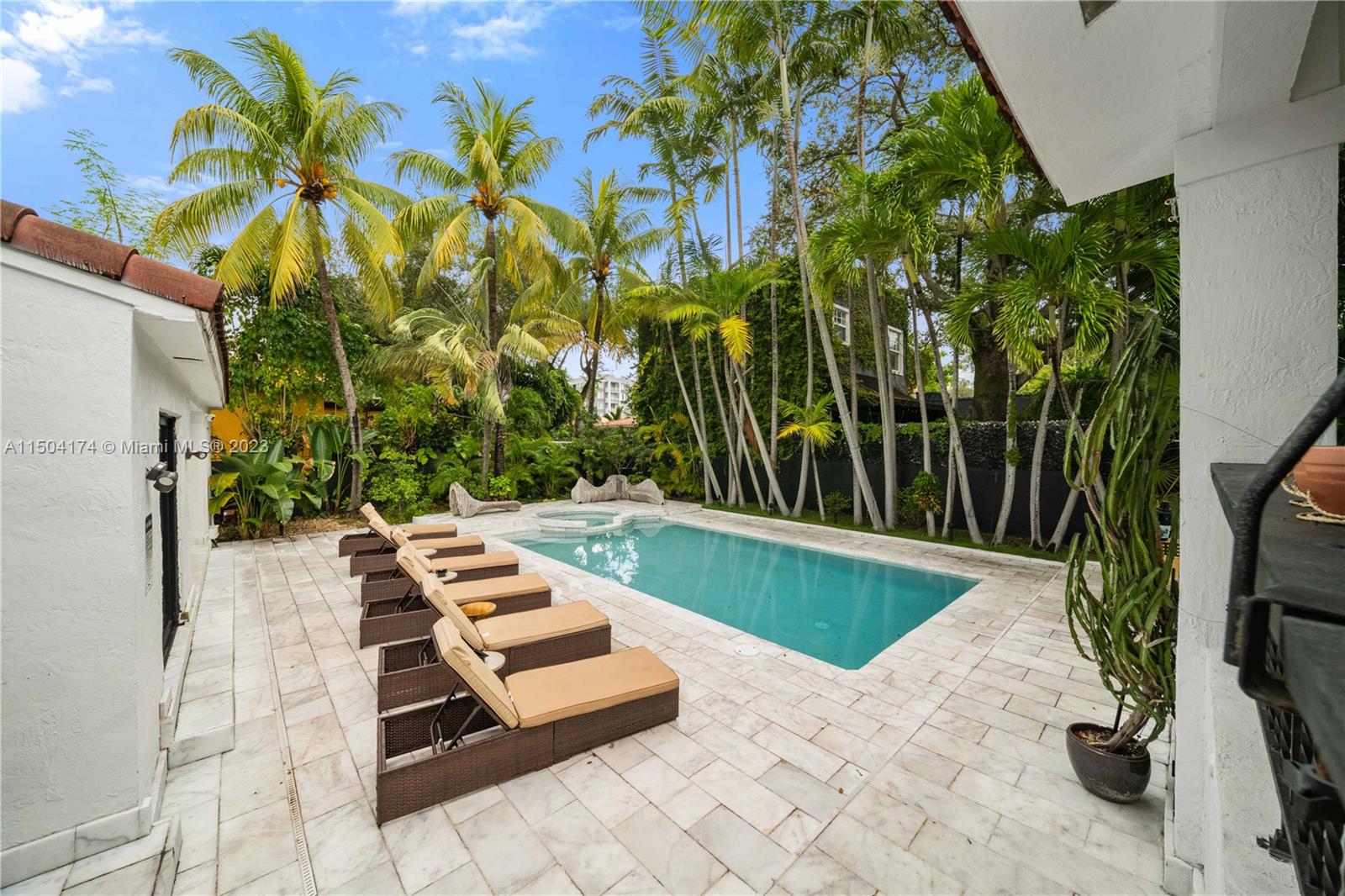 1061 NW North River Dr, Miami, Florida 33136, 9 Bedrooms Bedrooms, ,6 BathroomsBathrooms,Residentiallease,For Rent,1061 NW North River Dr,A11504174