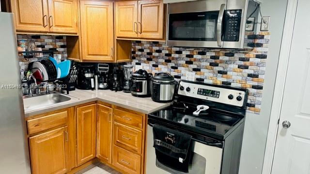 4845 SW 47 Lane, Davie, FL, 33314 United States, 3 Bedrooms Bedrooms, ,2 BathroomsBathrooms,Residential,For Sale,SW 47 Lane,A11504161