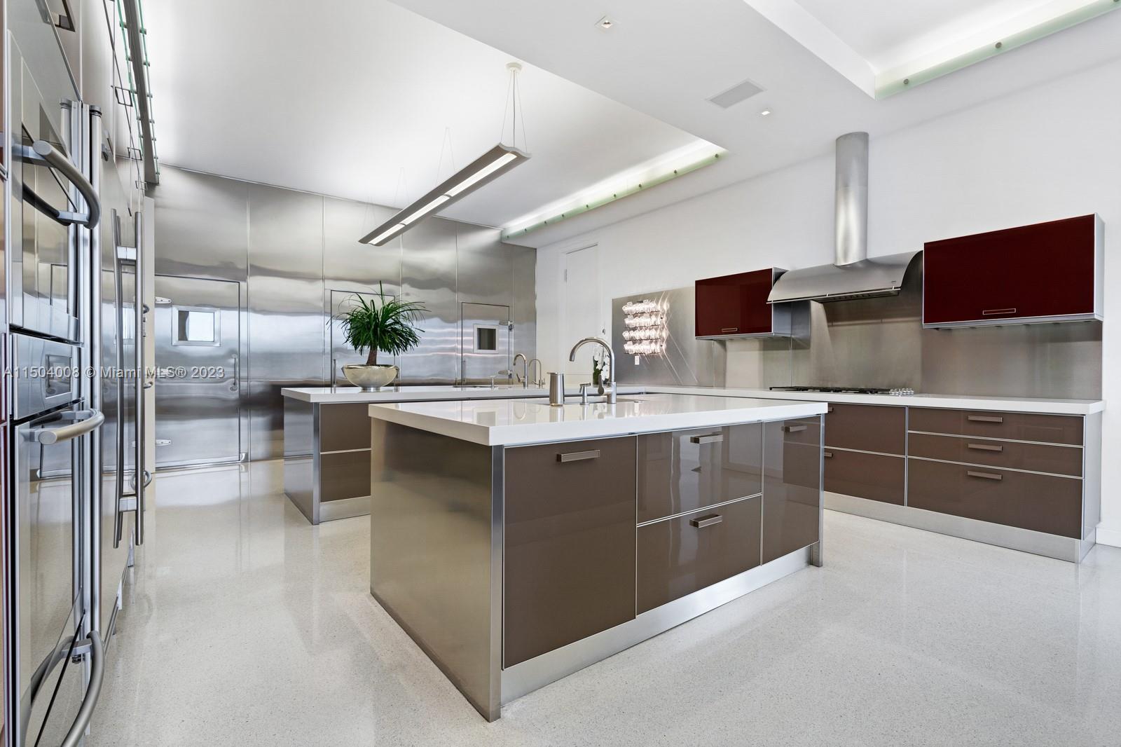 1470 Daytonia Rd, Miami Beach, Florida 33141, 7 Bedrooms Bedrooms, ,8 BathroomsBathrooms,Residential,For Sale,1470 Daytonia Rd,A11504008