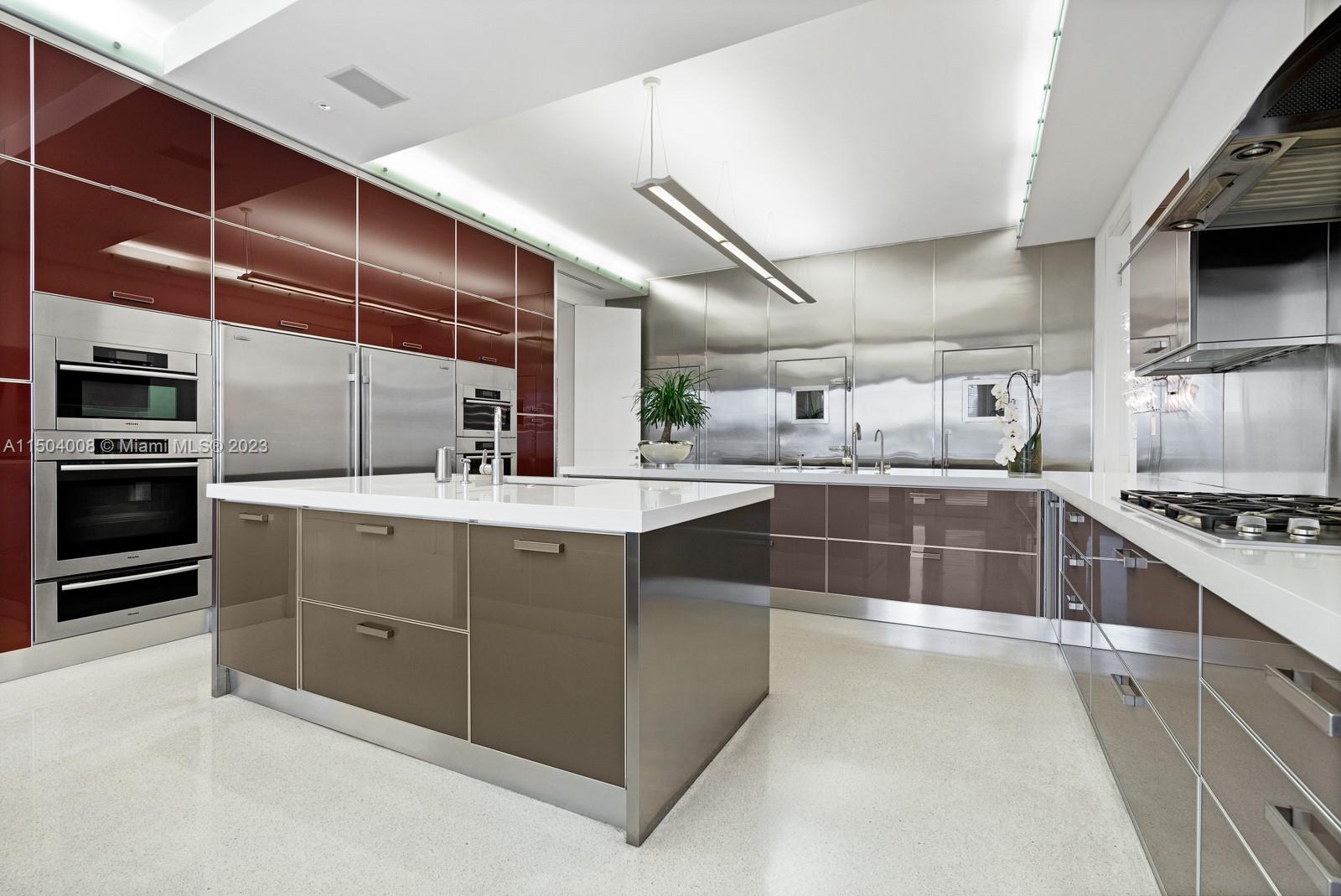 1470 Daytonia Rd, Miami Beach, Florida 33141, 7 Bedrooms Bedrooms, ,8 BathroomsBathrooms,Residential,For Sale,1470 Daytonia Rd,A11504008