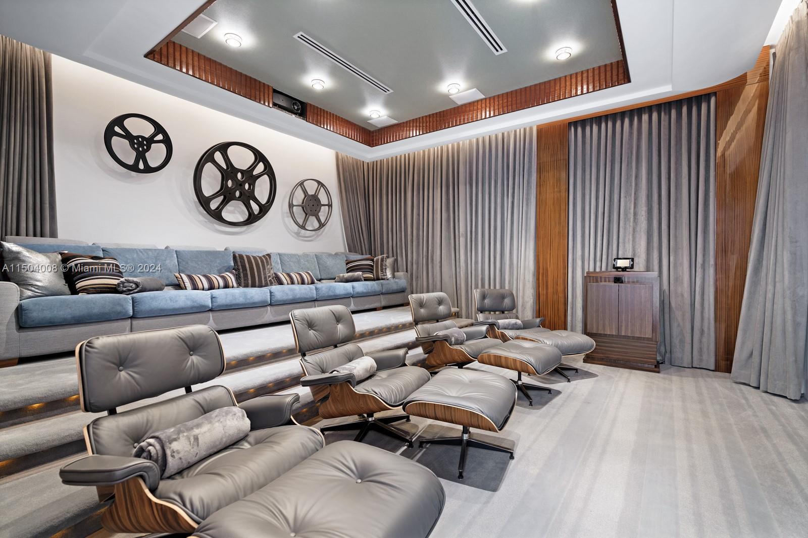 1470 Daytonia Rd, Miami Beach, Florida 33141, 7 Bedrooms Bedrooms, ,8 BathroomsBathrooms,Residential,For Sale,1470 Daytonia Rd,A11504008