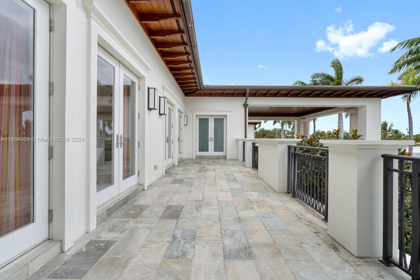 1470 Daytonia Rd, Miami Beach, Florida 33141, 7 Bedrooms Bedrooms, ,8 BathroomsBathrooms,Residential,For Sale,1470 Daytonia Rd,A11504008