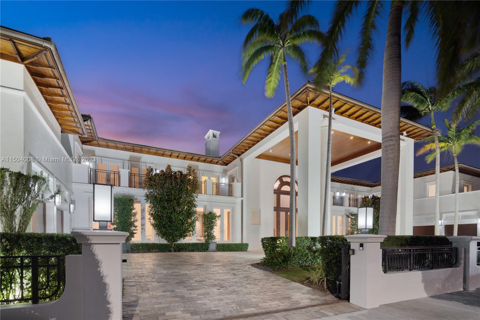 1470 Daytonia Rd, Miami Beach, Florida 33141, 7 Bedrooms Bedrooms, ,8 BathroomsBathrooms,Residential,For Sale,1470 Daytonia Rd,A11504008