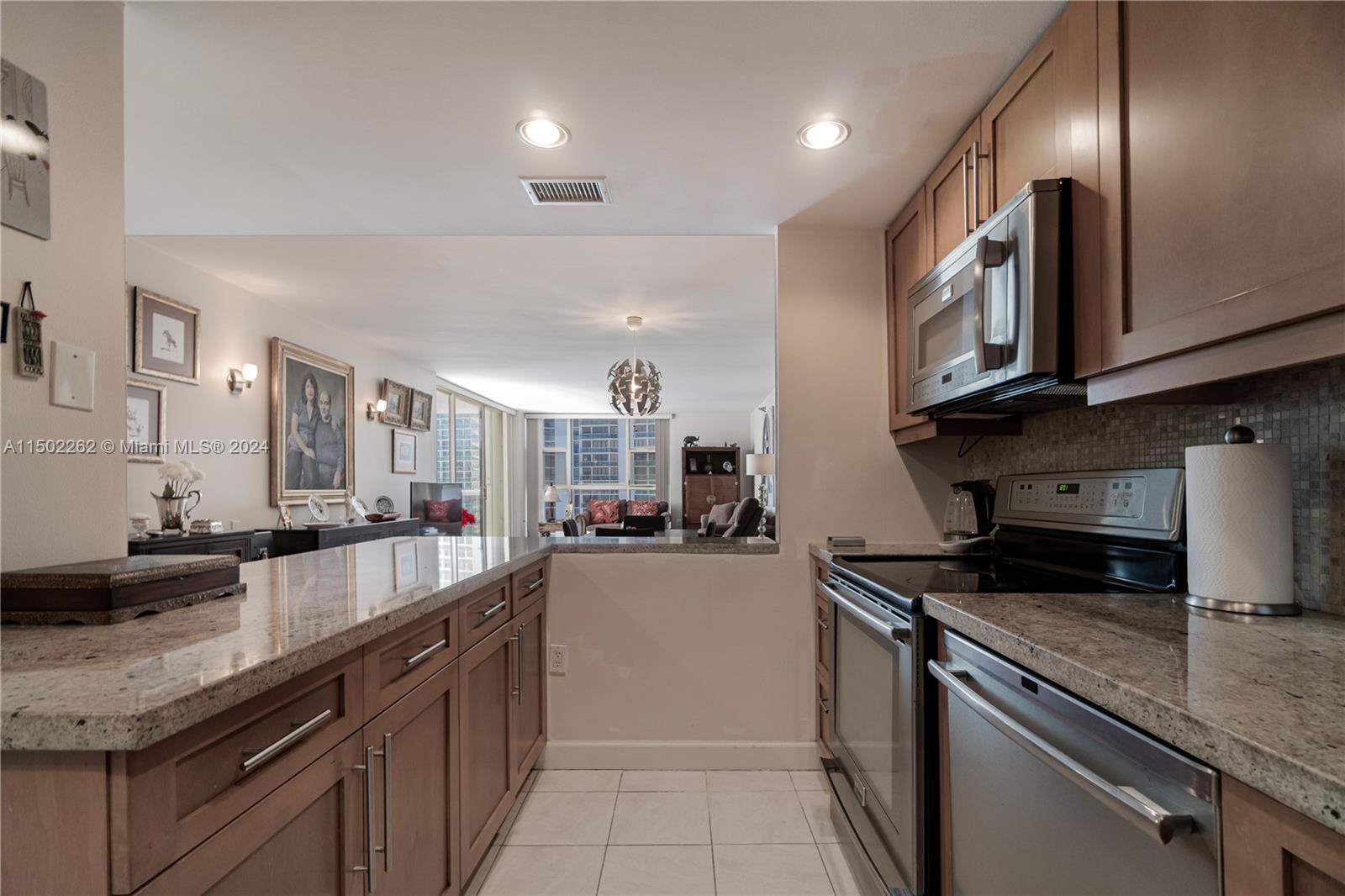20515 E Country Club Dr 1048, Aventura, Florida 33180, 2 Bedrooms Bedrooms, ,2 BathroomsBathrooms,Residential,For Sale,20515 E Country Club Dr 1048,A11502262