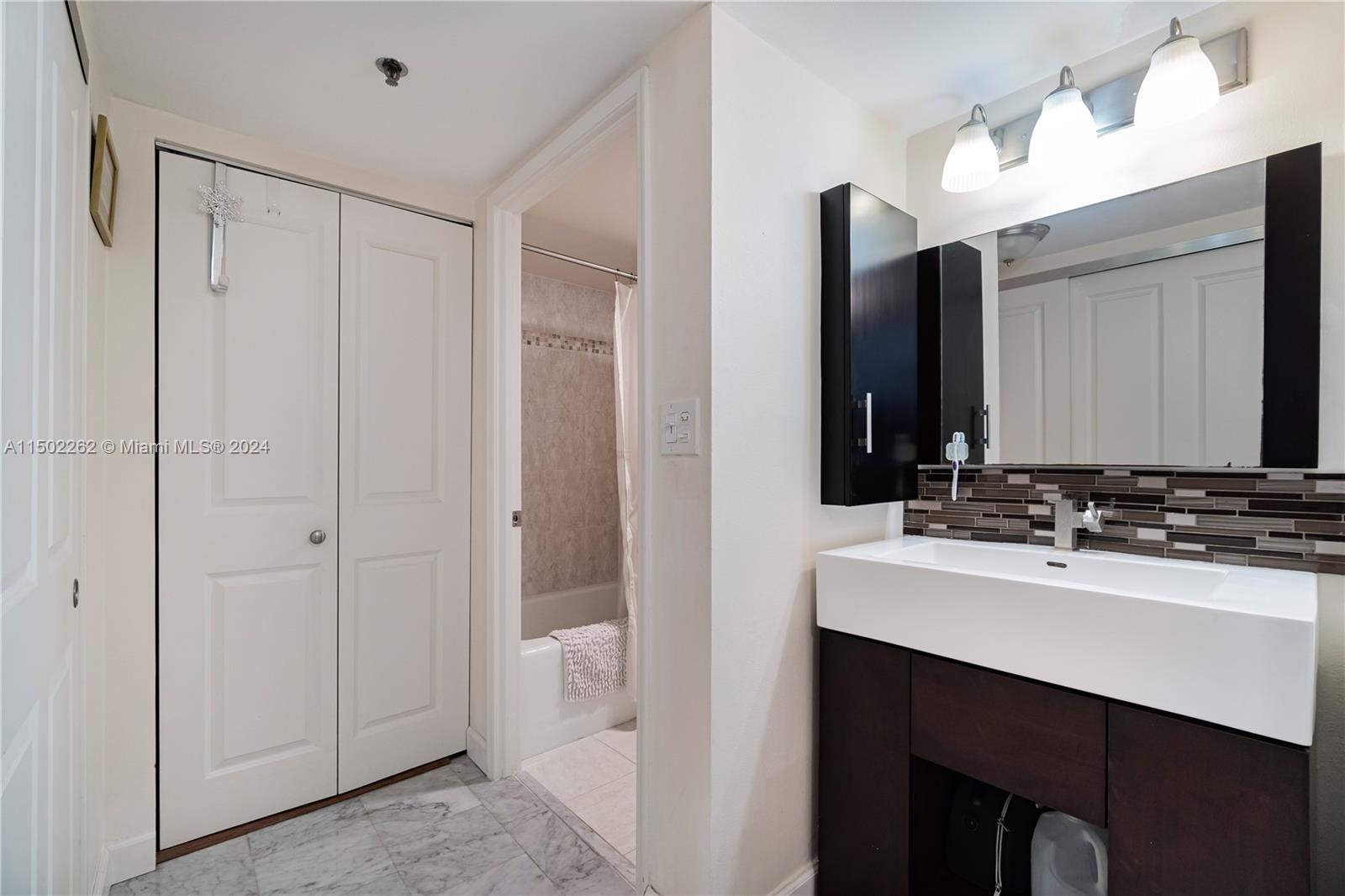 20515 E Country Club Dr 1048, Aventura, Florida 33180, 2 Bedrooms Bedrooms, ,2 BathroomsBathrooms,Residential,For Sale,20515 E Country Club Dr 1048,A11502262
