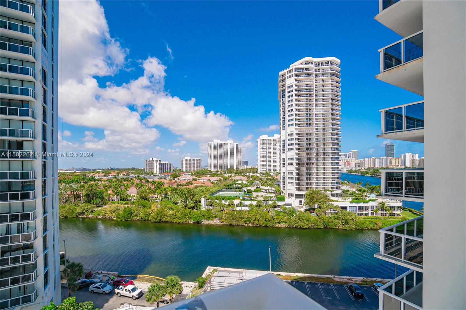20515 E Country Club Dr 1048, Aventura, Florida 33180, 2 Bedrooms Bedrooms, ,2 BathroomsBathrooms,Residential,For Sale,20515 E Country Club Dr 1048,A11502262