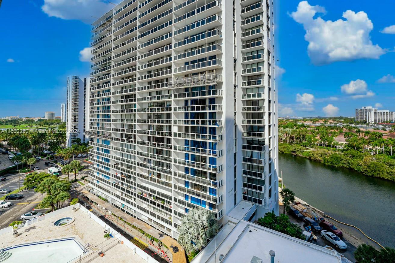 20515 E Country Club Dr 1048, Aventura, Florida 33180, 2 Bedrooms Bedrooms, ,2 BathroomsBathrooms,Residential,For Sale,20515 E Country Club Dr 1048,A11502262