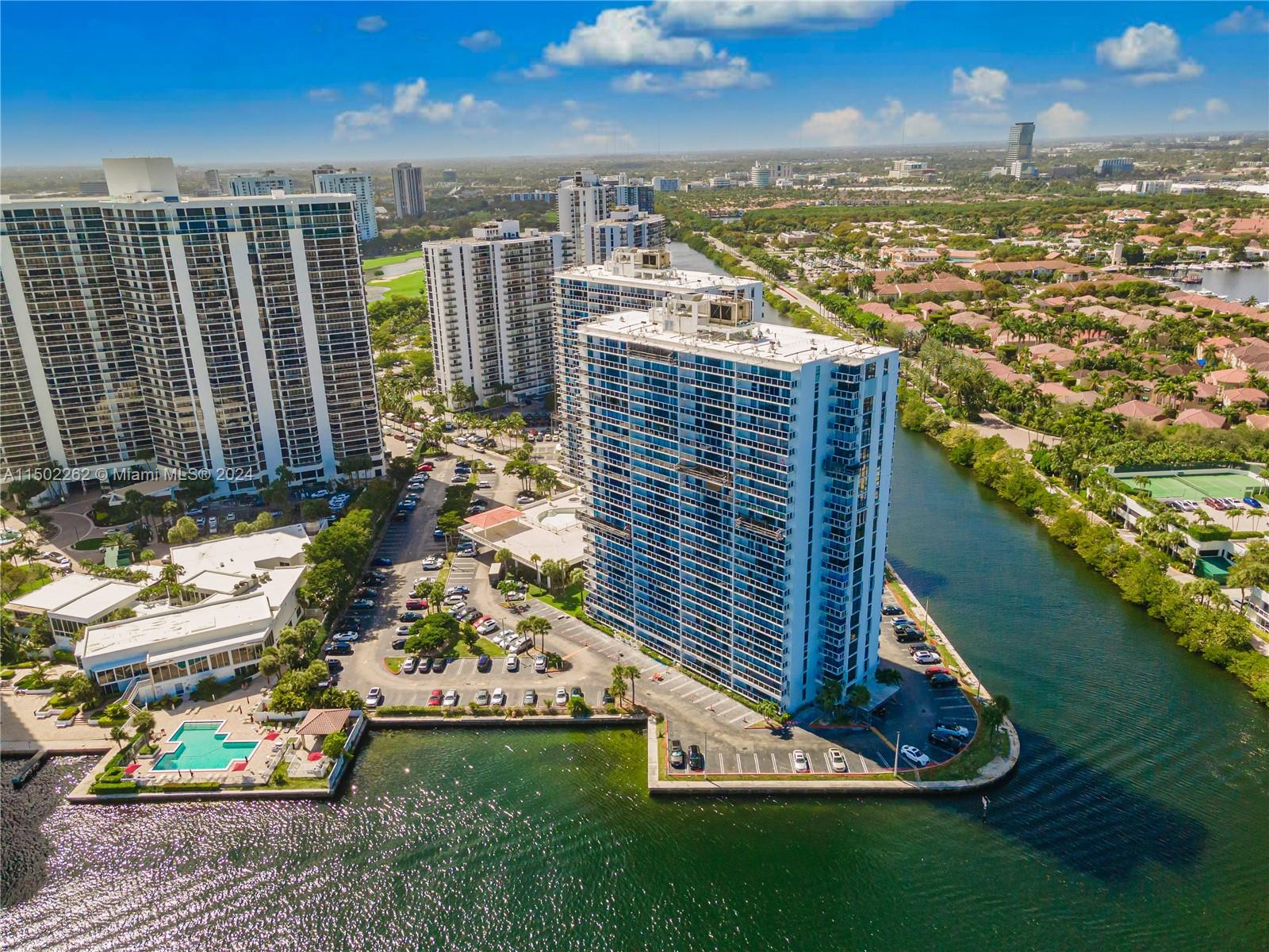20515 E Country Club Dr 1048, Aventura, Florida 33180, 2 Bedrooms Bedrooms, ,2 BathroomsBathrooms,Residential,For Sale,20515 E Country Club Dr 1048,A11502262