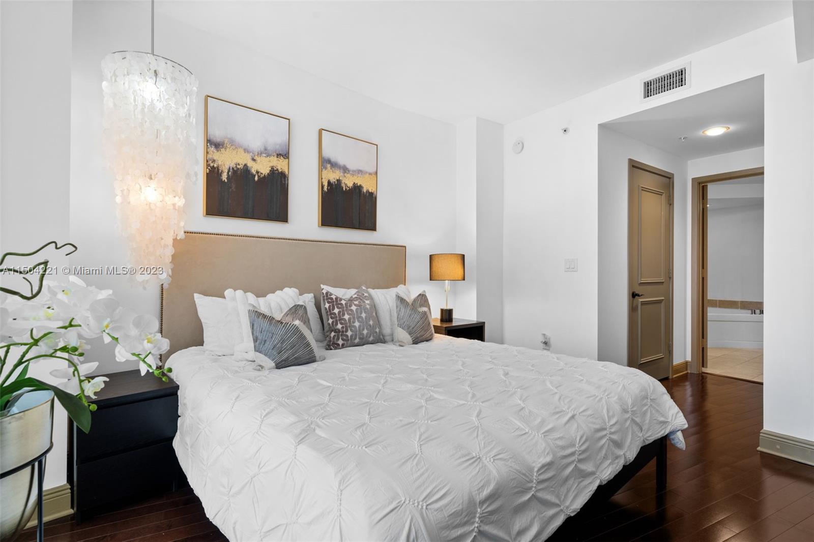 18201 Collins Ave 1208, Sunny Isles Beach, Florida 33160, 1 Bedroom Bedrooms, ,1 BathroomBathrooms,Residential,For Sale,18201 Collins Ave 1208,A11504221