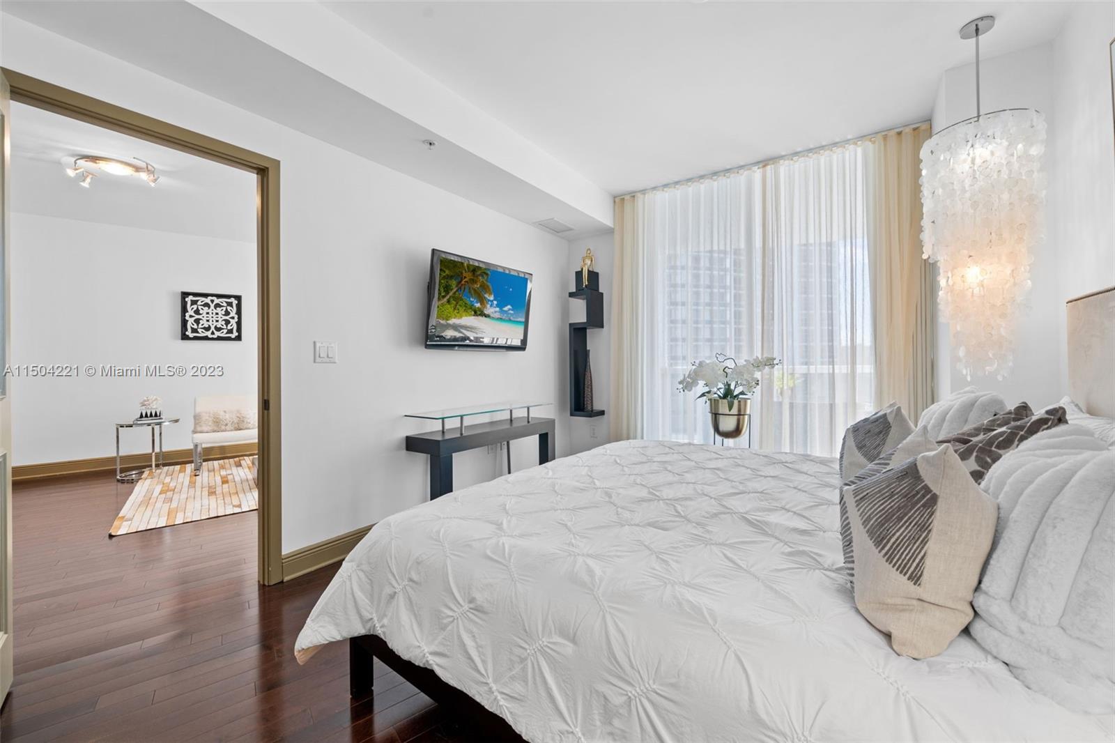 18201 Collins Ave 1208, Sunny Isles Beach, Florida 33160, 1 Bedroom Bedrooms, ,1 BathroomBathrooms,Residential,For Sale,18201 Collins Ave 1208,A11504221