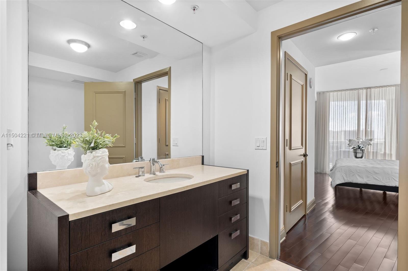 18201 Collins Ave 1208, Sunny Isles Beach, Florida 33160, 1 Bedroom Bedrooms, ,1 BathroomBathrooms,Residential,For Sale,18201 Collins Ave 1208,A11504221