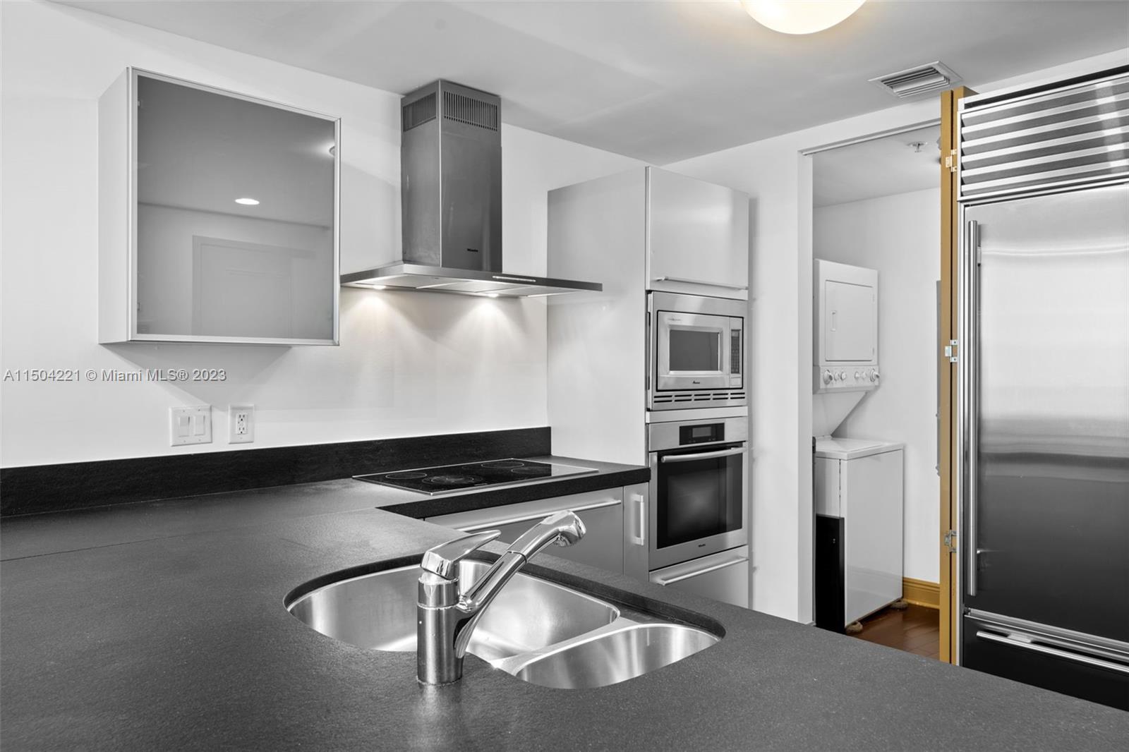 18201 Collins Ave 1208, Sunny Isles Beach, Florida 33160, 1 Bedroom Bedrooms, ,1 BathroomBathrooms,Residential,For Sale,18201 Collins Ave 1208,A11504221
