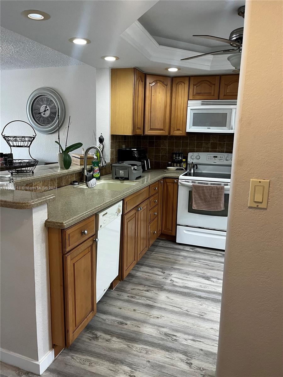 1893 S Ocean Dr 110, Hallandale Beach, Florida 33009, 1 Bedroom Bedrooms, ,1 BathroomBathrooms,Residential,For Sale,1893 S Ocean Dr 110,A11504218