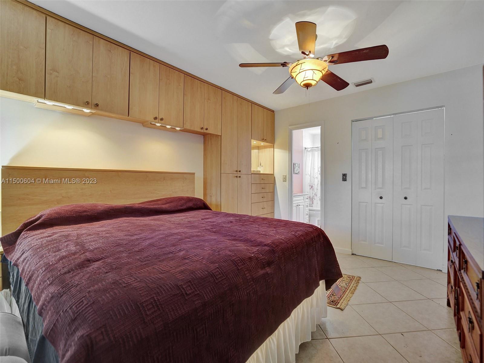 5103 35th St, Lauderdale Lakes, FL, 33319 United States, 1 Bedroom Bedrooms, ,1 BathroomBathrooms,Residential,For Sale,35th St,A11500604