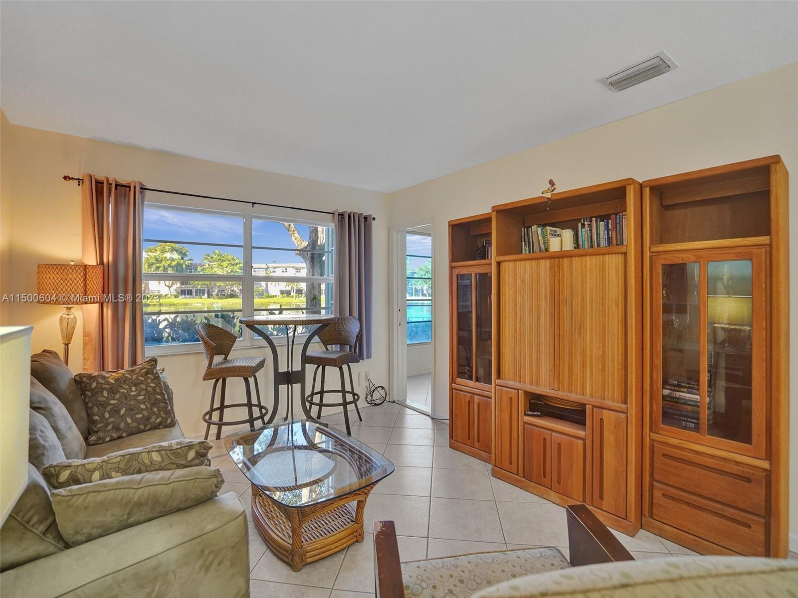 5103 35th St, Lauderdale Lakes, FL, 33319 United States, 1 Bedroom Bedrooms, ,1 BathroomBathrooms,Residential,For Sale,35th St,A11500604