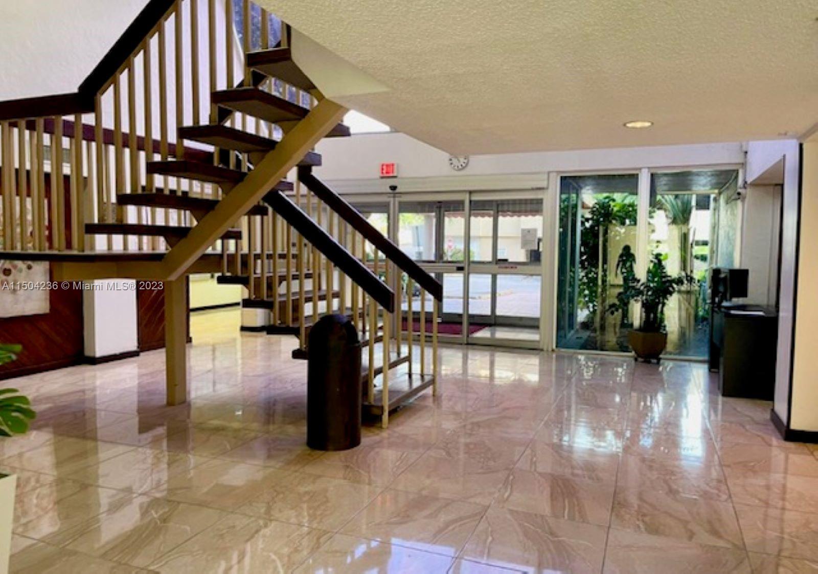 17890 W Dixie Hwy 305, North Miami Beach, Florida 33160, 1 Bedroom Bedrooms, ,1 BathroomBathrooms,Residentiallease,For Rent,17890 W Dixie Hwy 305,A11504236