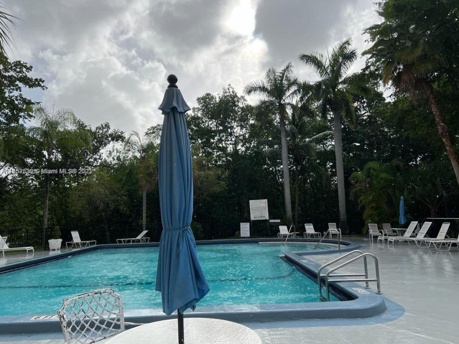 17890 W Dixie Hwy 305, North Miami Beach, Florida 33160, 1 Bedroom Bedrooms, ,1 BathroomBathrooms,Residentiallease,For Rent,17890 W Dixie Hwy 305,A11504236