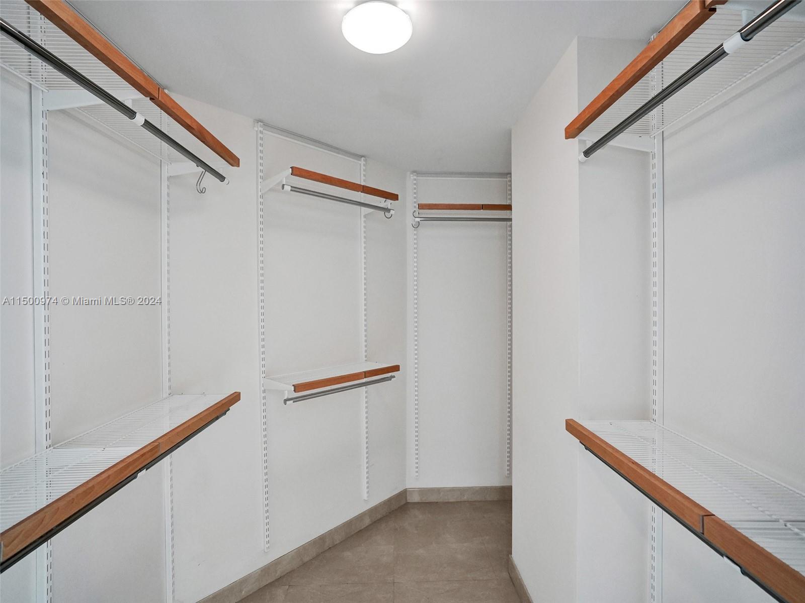 400 Pointe Dr, Miami Beach, FL, 33139 United States, 3 Bedrooms Bedrooms, ,3 BathroomsBathrooms,Residential,For Sale,Pointe Dr,A11500974