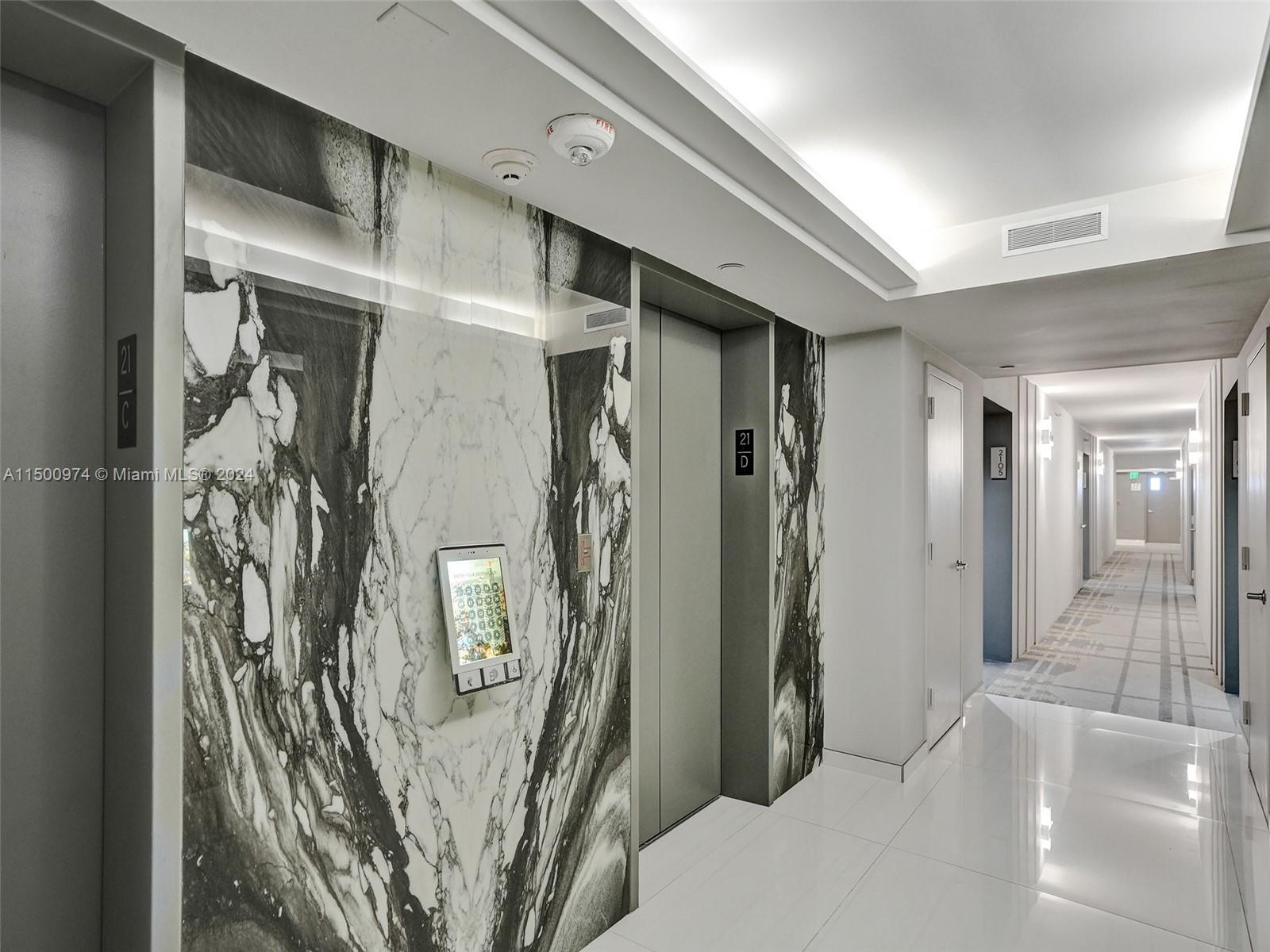400 Pointe Dr, Miami Beach, FL, 33139 United States, 3 Bedrooms Bedrooms, ,3 BathroomsBathrooms,Residential,For Sale,Pointe Dr,A11500974