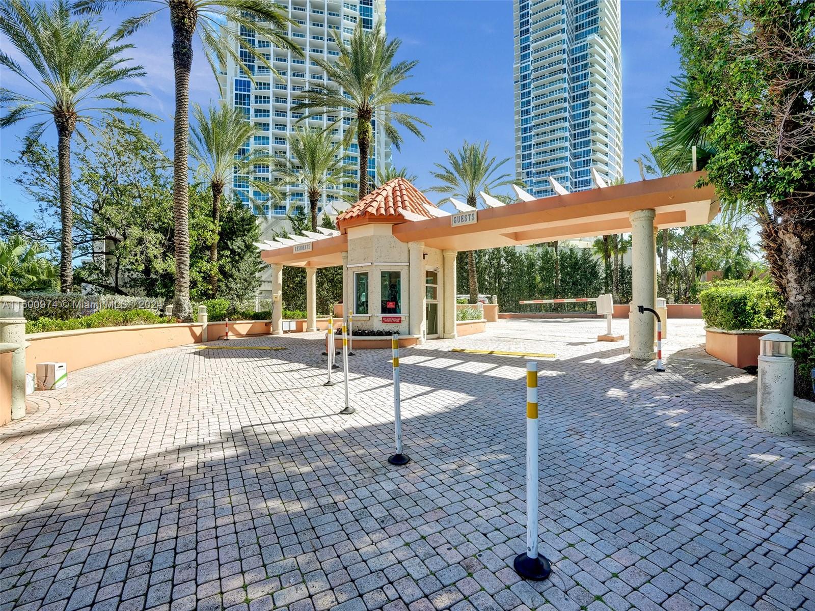 400 Pointe Dr, Miami Beach, FL, 33139 United States, 3 Bedrooms Bedrooms, ,3 BathroomsBathrooms,Residential,For Sale,Pointe Dr,A11500974