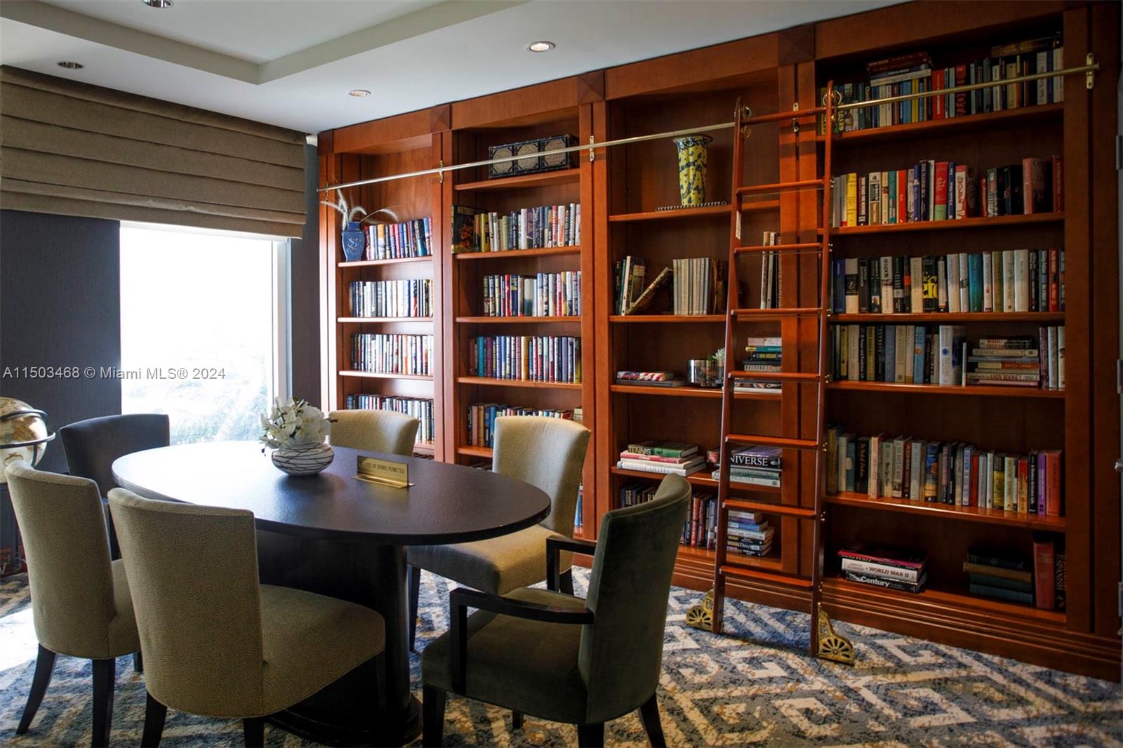 21050 Point Pl 502, Miami, Florida 33180, 3 Bedrooms Bedrooms, ,2 BathroomsBathrooms,Residential,For Sale,21050 Point Pl 502,A11503468