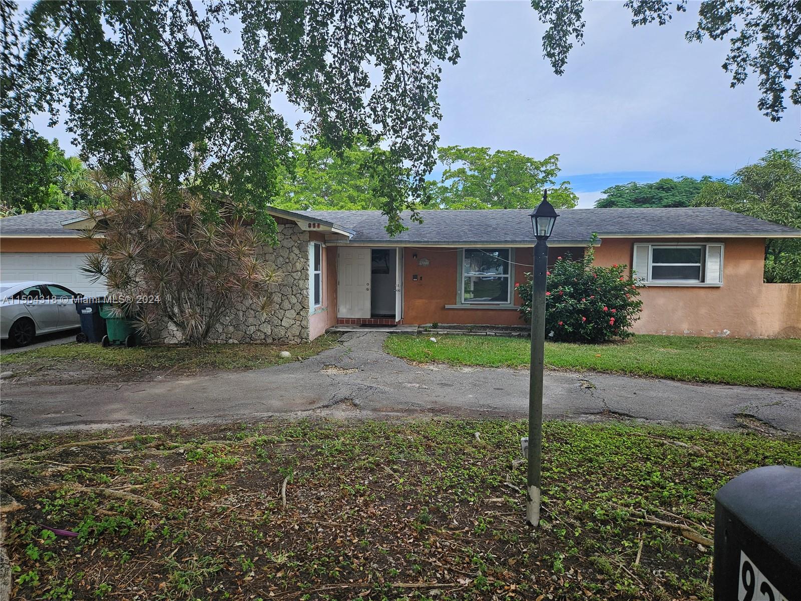 Undisclosed For Sale A11504318, FL