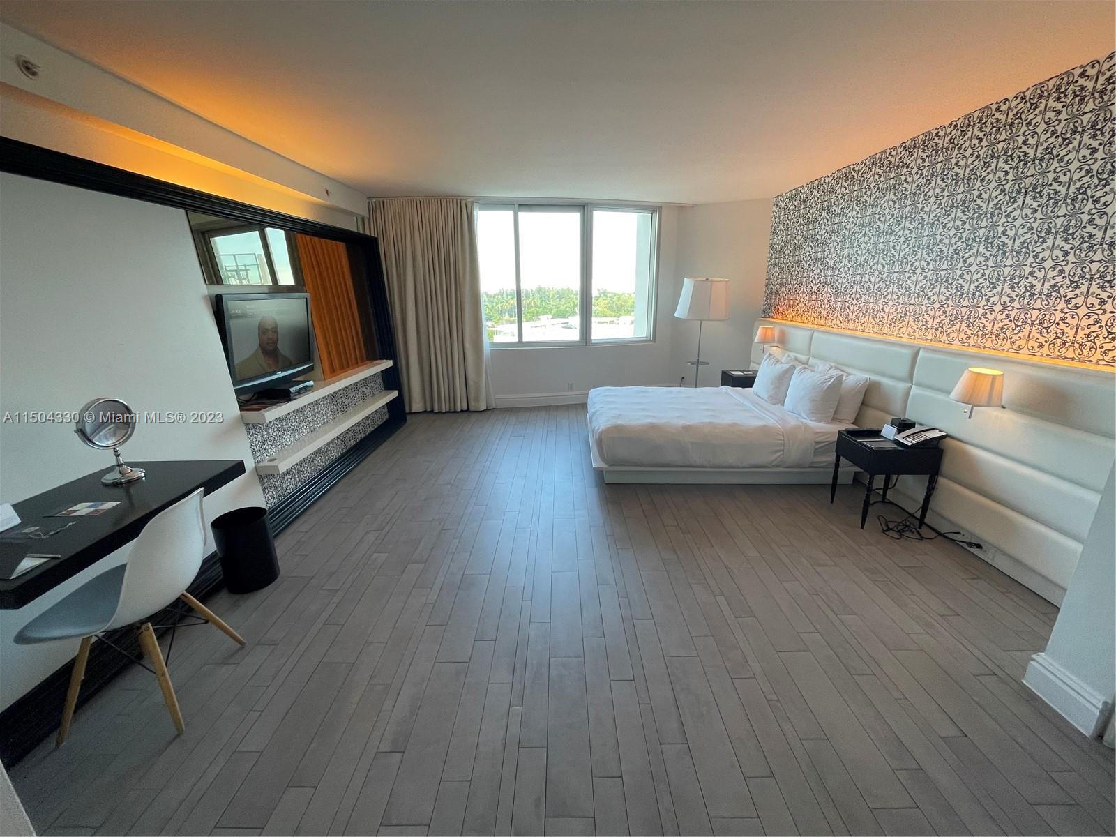 1100 West Ave 807, Miami Beach, Florida 33139, ,1 BathroomBathrooms,Residential,For Sale,1100 West Ave 807,A11504330