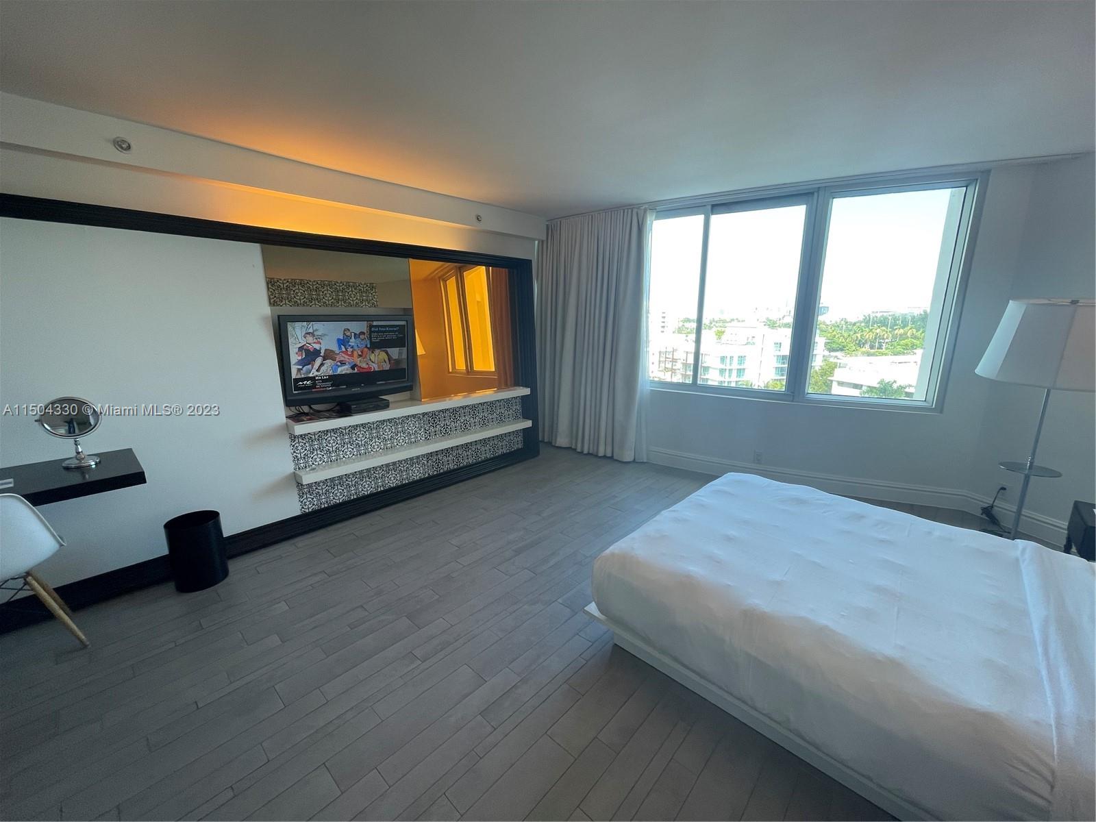 1100 West Ave 807, Miami Beach, Florida 33139, ,1 BathroomBathrooms,Residential,For Sale,1100 West Ave 807,A11504330