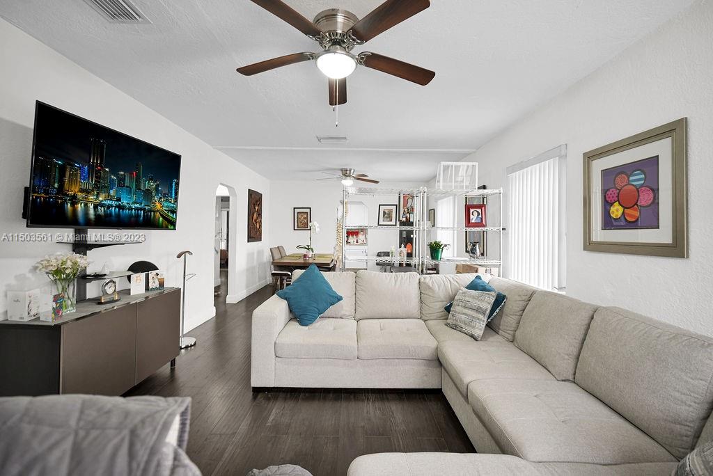 600 NW 34th Ave, Miami, Florida 33125, 3 Bedrooms Bedrooms, ,2 BathroomsBathrooms,Residential,For Sale,600 NW 34th Ave,A11503561