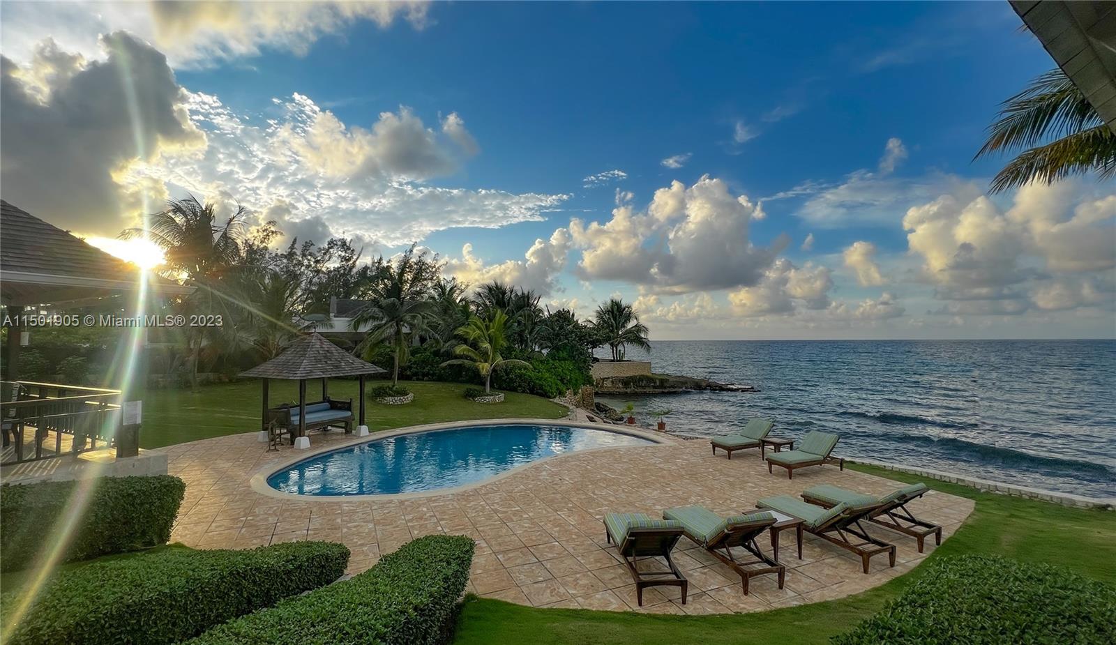 0 Country Club Dr, FL, JM, 6 Bedrooms Bedrooms, ,6 BathroomsBathrooms,Residential,For Sale,Country Club Dr,A11501905