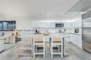 102 24th St 1112, Miami Beach, Florida 33139, 1 Bedroom Bedrooms, ,1 BathroomBathrooms,Residential,For Sale,102 24th St 1112,A11504361