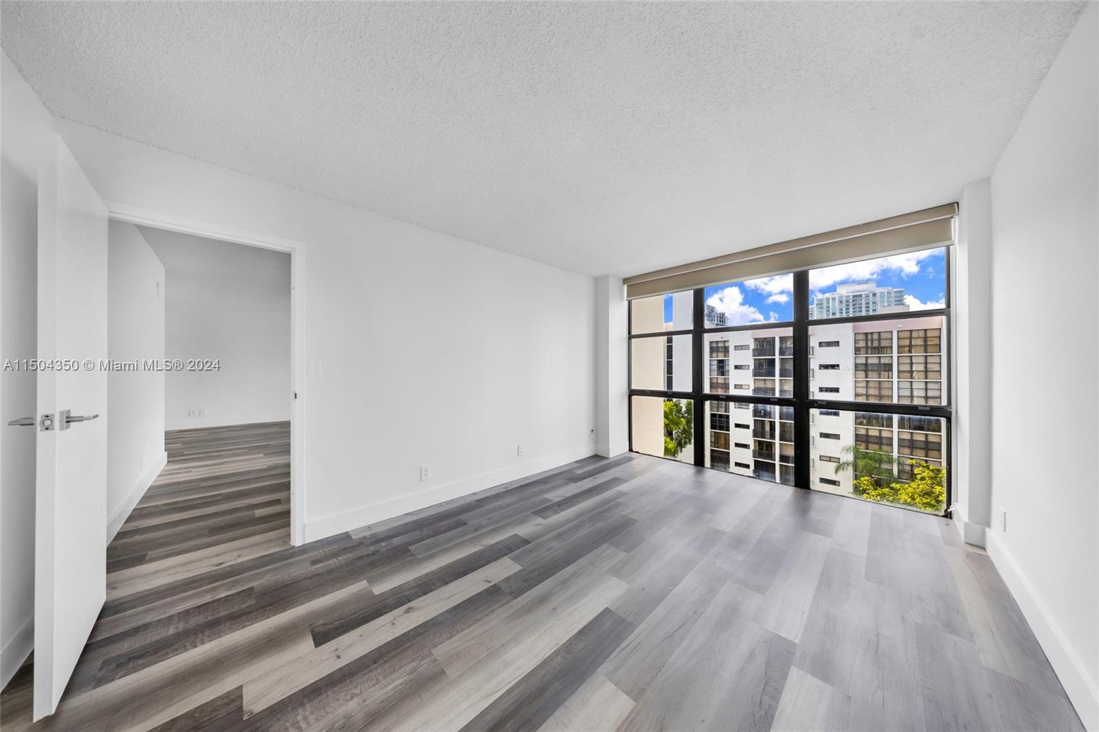 17021 N Bay Rd 823, Sunny Isles Beach, Florida 33160, 1 Bedroom Bedrooms, ,1 BathroomBathrooms,Residentiallease,For Rent,17021 N Bay Rd 823,A11504350