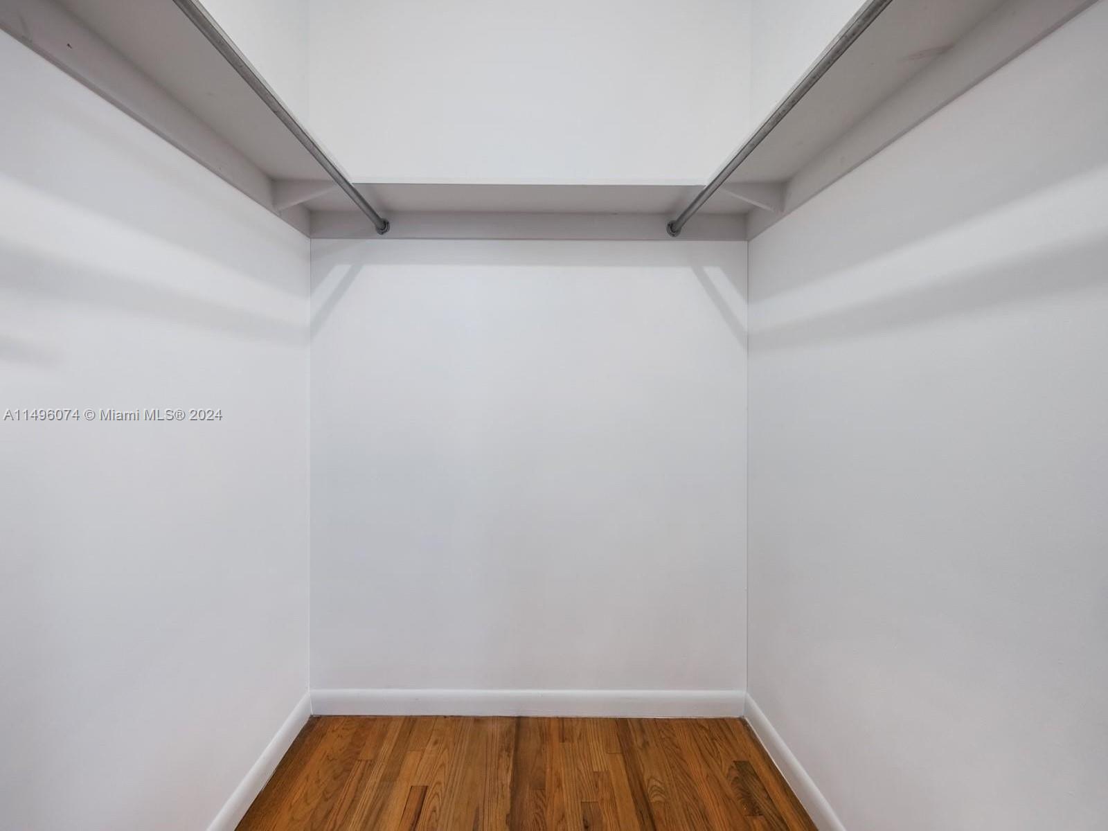 1018 Meridian Ave 4, Miami Beach, Florida 33139, 2 Bedrooms Bedrooms, ,2 BathroomsBathrooms,Residential,For Sale,1018 Meridian Ave 4,A11496074