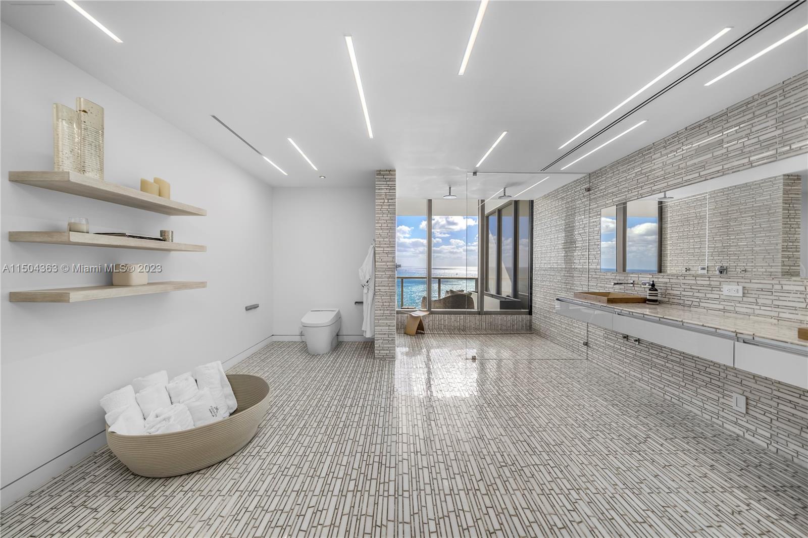 9705 Collins Ave, Bal Harbour, FL, 33154 United States, 3 Bedrooms Bedrooms, ,3 BathroomsBathrooms,Residential,For Sale,Collins Ave,A11504363