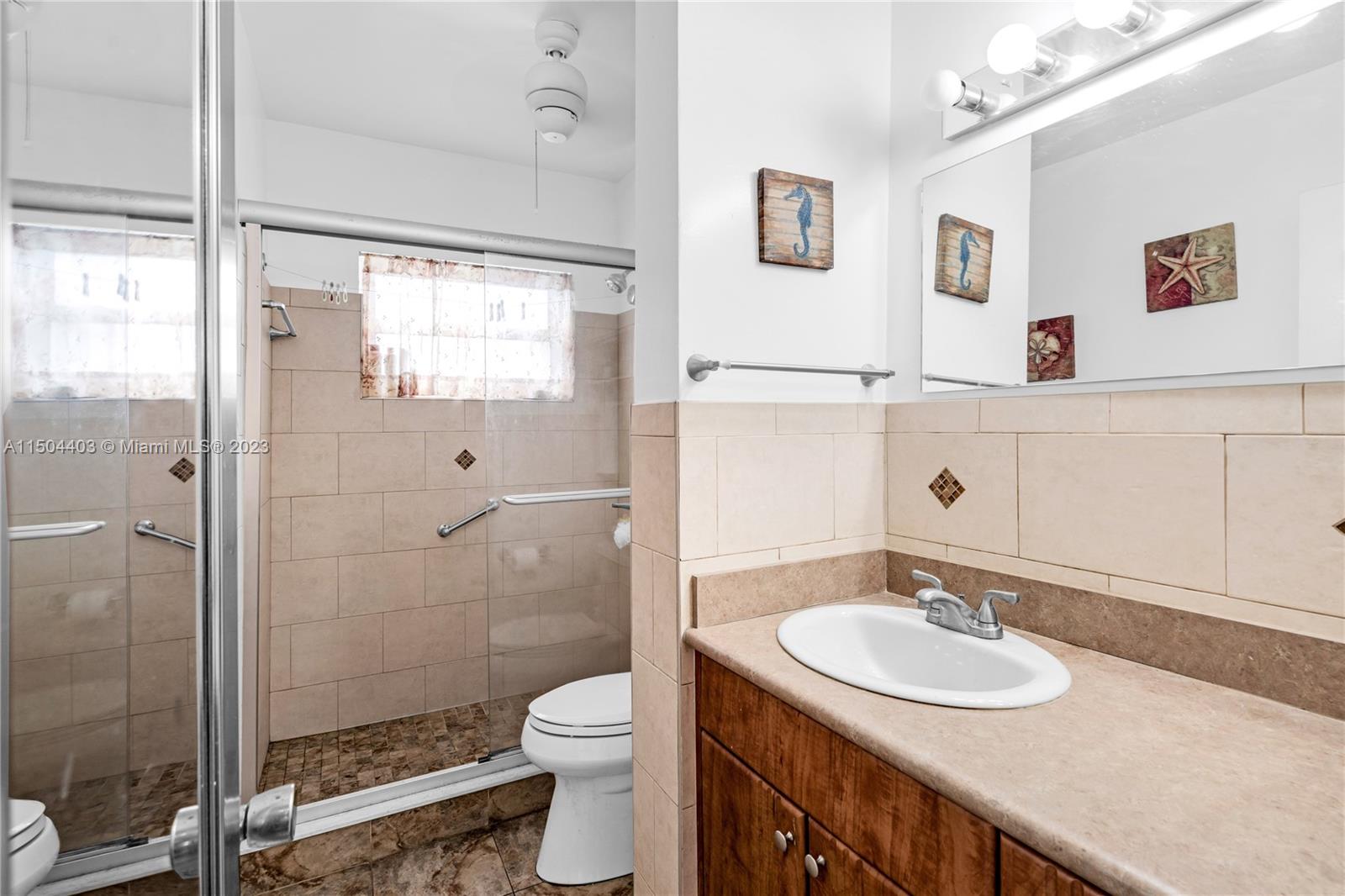 141 NE 10th Ave 26C, Hallandale Beach, Florida 33009, 1 Bedroom Bedrooms, ,1 BathroomBathrooms,Residential,For Sale,141 NE 10th Ave 26C,A11504403