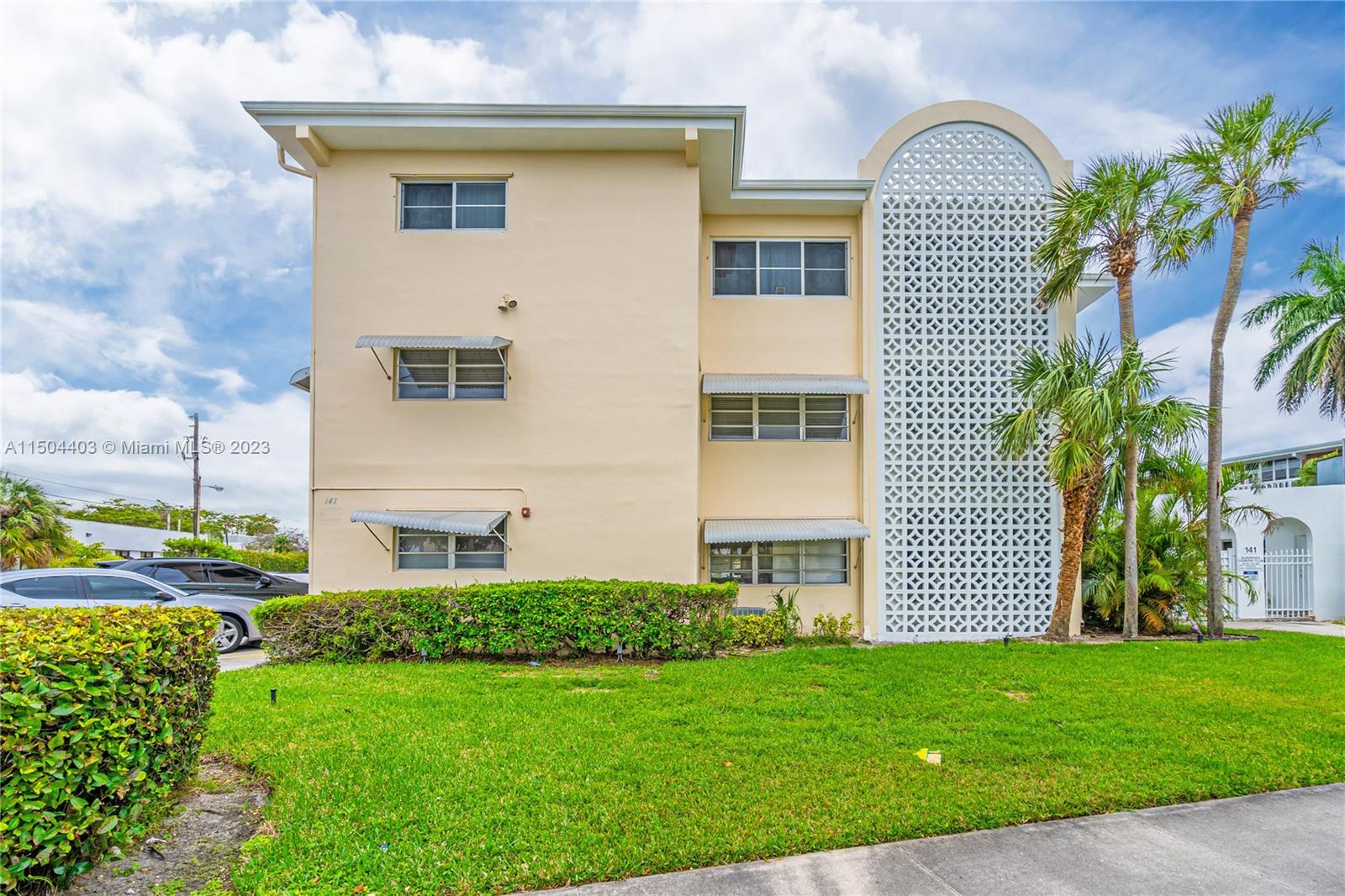141 NE 10th Ave 26C, Hallandale Beach, Florida 33009, 1 Bedroom Bedrooms, ,1 BathroomBathrooms,Residential,For Sale,141 NE 10th Ave 26C,A11504403