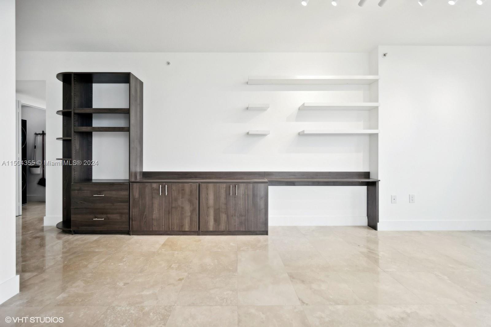 1745 E Hallandale Beach Blvd 602W, Hallandale Beach, Florida 33009, 3 Bedrooms Bedrooms, ,2 BathroomsBathrooms,Residential,For Sale,1745 E Hallandale Beach Blvd 602W,A11504355