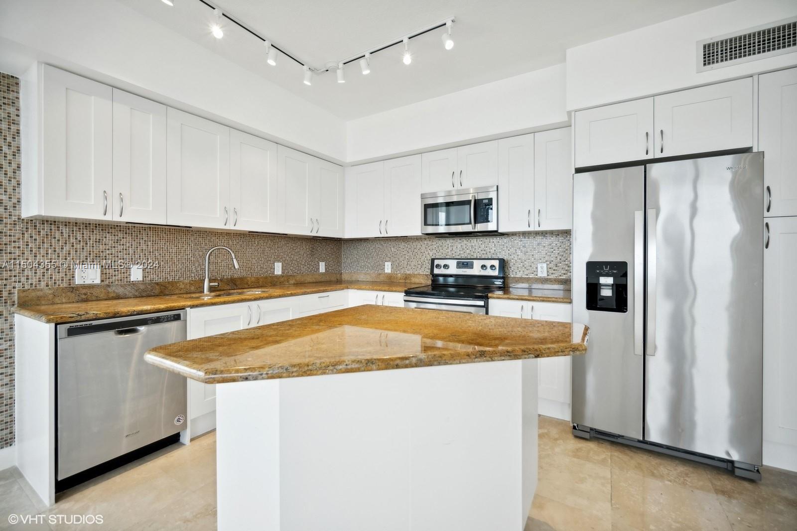 1745 E Hallandale Beach Blvd 602W, Hallandale Beach, Florida 33009, 3 Bedrooms Bedrooms, ,2 BathroomsBathrooms,Residential,For Sale,1745 E Hallandale Beach Blvd 602W,A11504355