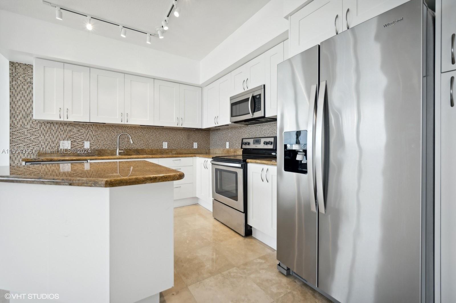 1745 E Hallandale Beach Blvd 602W, Hallandale Beach, Florida 33009, 3 Bedrooms Bedrooms, ,2 BathroomsBathrooms,Residential,For Sale,1745 E Hallandale Beach Blvd 602W,A11504355