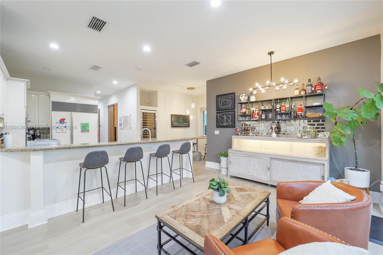 2735 Brickell Ct, Miami, FL, 33129 United States, 5 Bedrooms Bedrooms, ,5 BathroomsBathrooms,Residential,For Sale,Brickell Ct,A11504387
