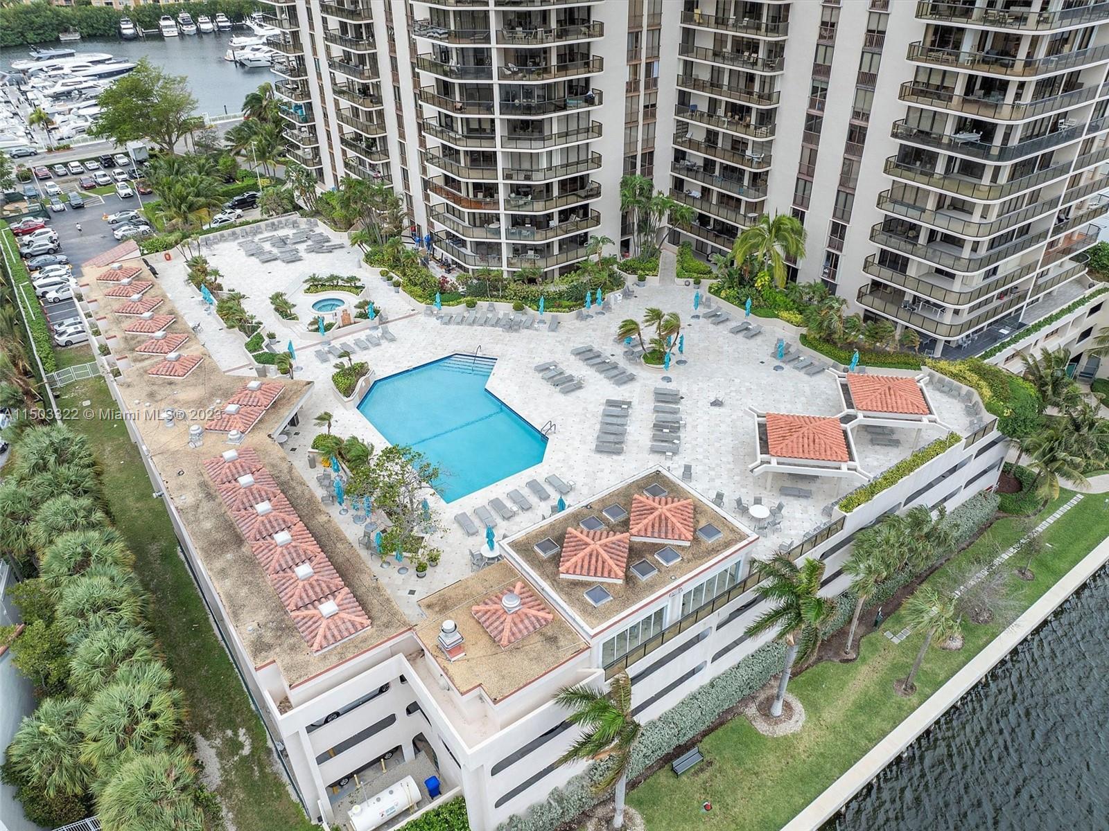 19667 Turnberry Way, Aventura, FL, 33180 United States, 2 Bedrooms Bedrooms, ,2 BathroomsBathrooms,Residential,For Sale,Turnberry Way,A11503322