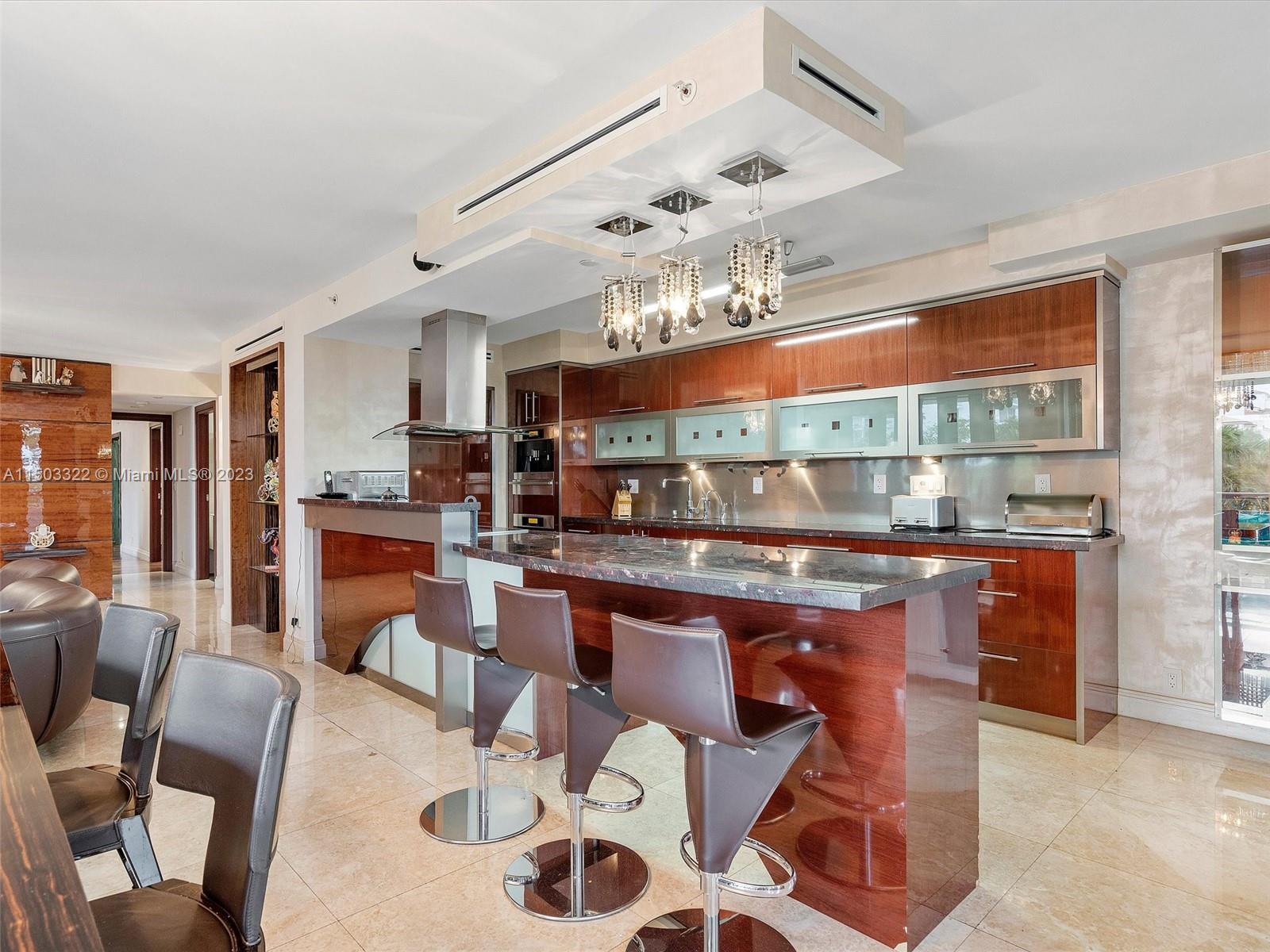 19667 Turnberry Way, Aventura, FL, 33180 United States, 2 Bedrooms Bedrooms, ,2 BathroomsBathrooms,Residential,For Sale,Turnberry Way,A11503322